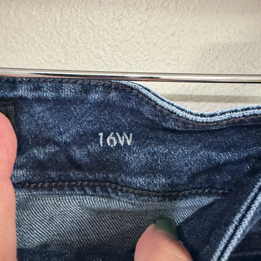 Liverpool Dark Blue The Slim Boyfriend Ankle Jeans. Size 16W - Picture 5 of 7